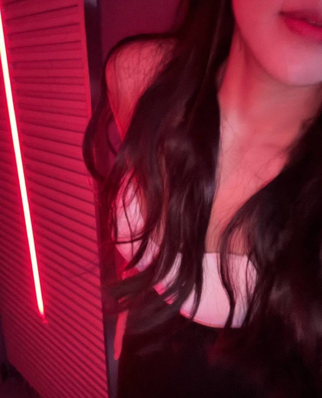 福鼎白茶侧门停车场入口处旁边电